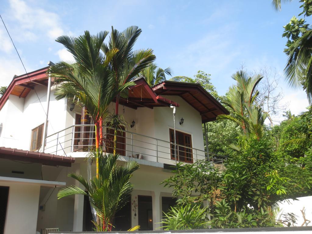 Jungle Holiday Home Hikkaduwa Exterior foto